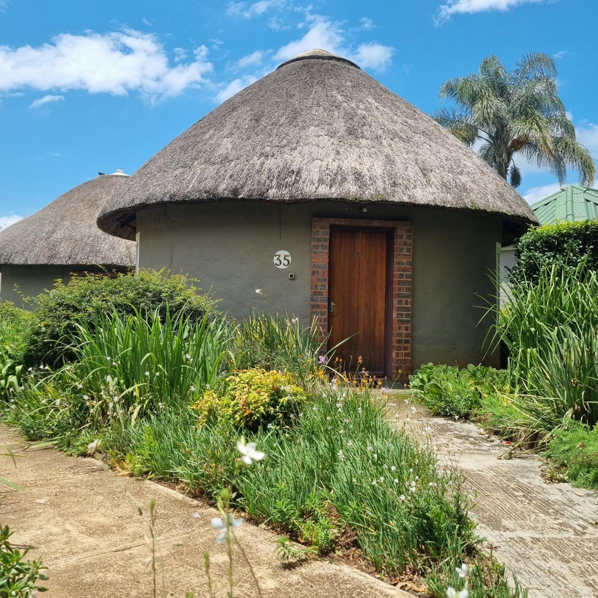Champagne Valley The Nest Drakensberg Mountain Resort Hotel מראה חיצוני תמונה